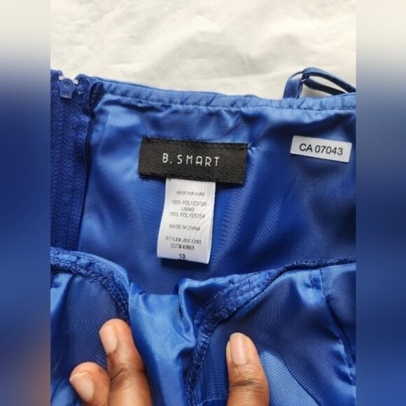 B. Smart Sweetheart Neck Flare Dress. Blue Size 13 - Picture 6 of 9